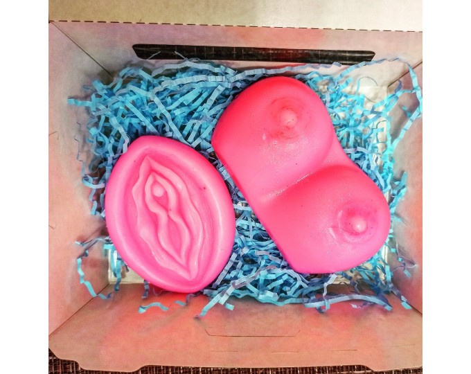 Подарочный набор мыла "Женское тело" (грудь и вагина)